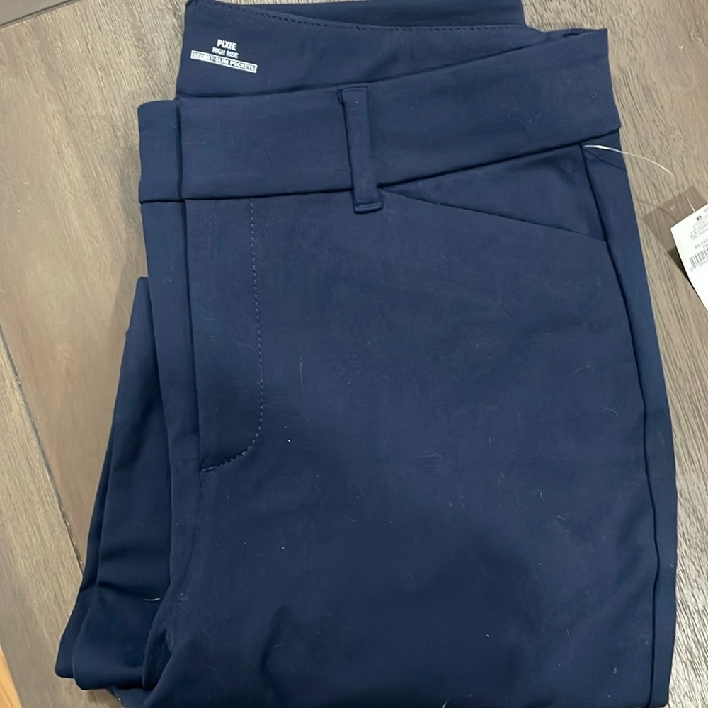 Old navy high rise pixie pants